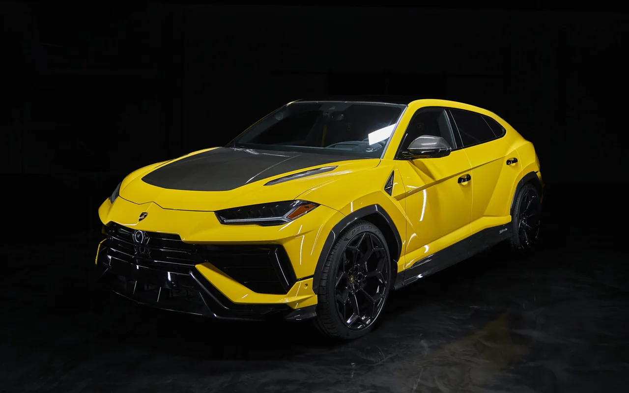 Lamborghini Urus Performante exotic SUV rental Los Angeles